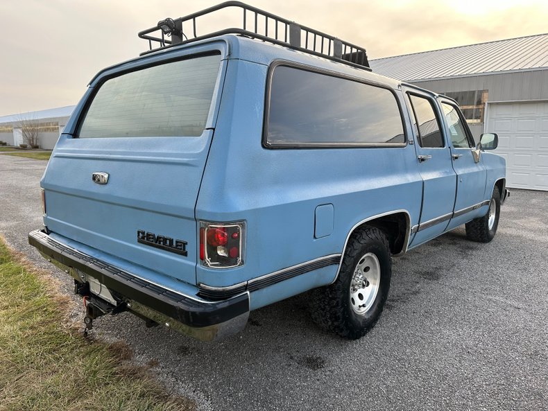 1991 Chevrolet Suburban 9