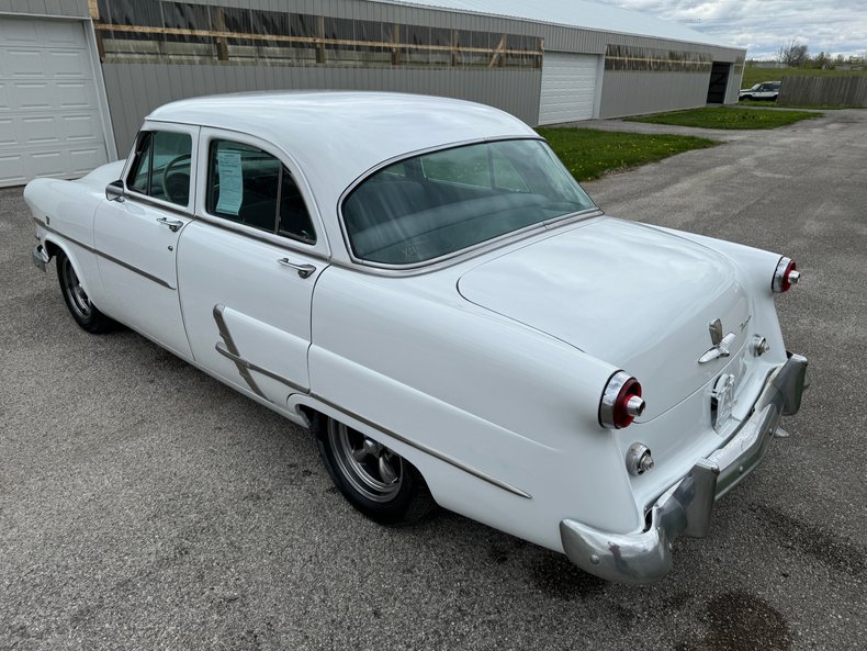 1953 Ford Customline 17