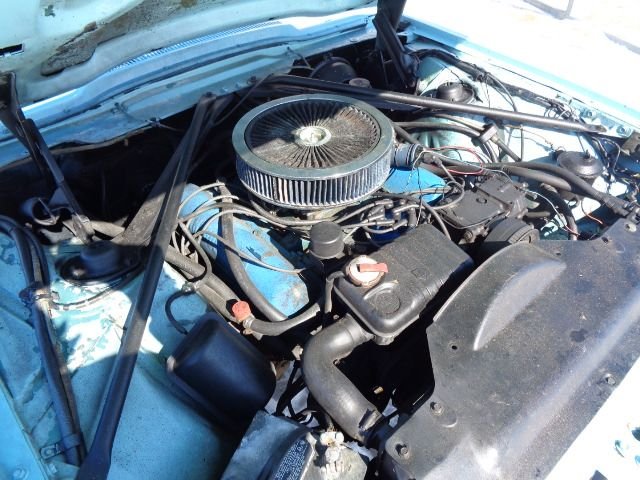 1964 Ford Thunderbird 34