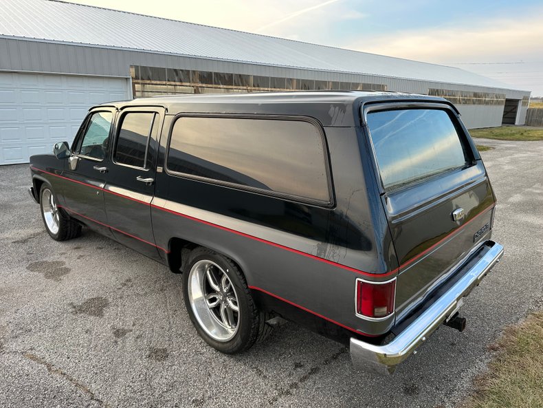 1989 Chevrolet Suburban 14