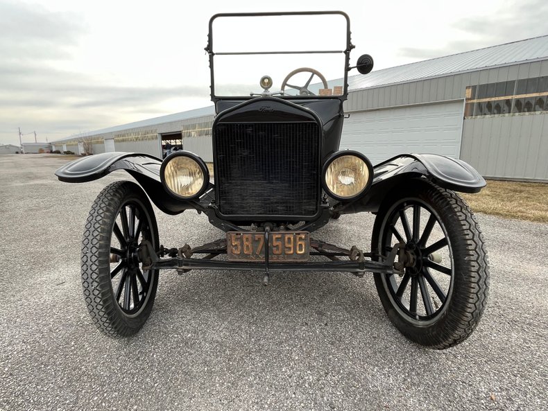 1921 Ford Model T 16