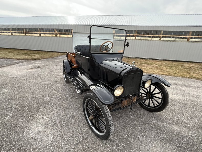 1921 Ford Model T 23