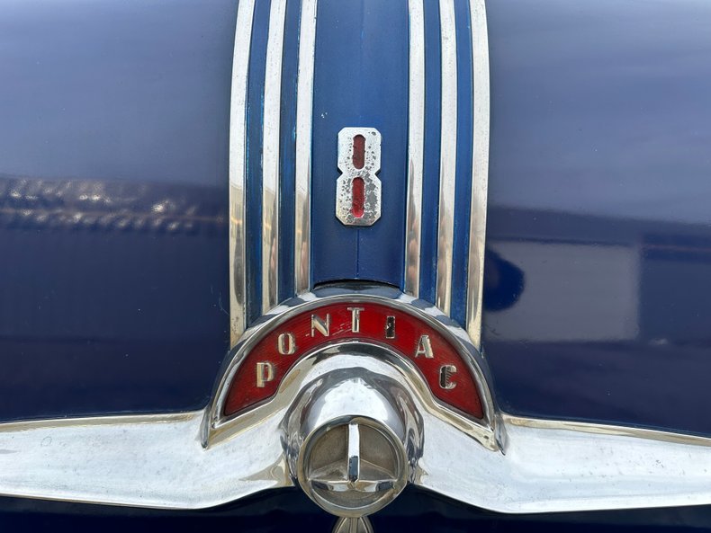 1953 Pontiac Chieftain 16