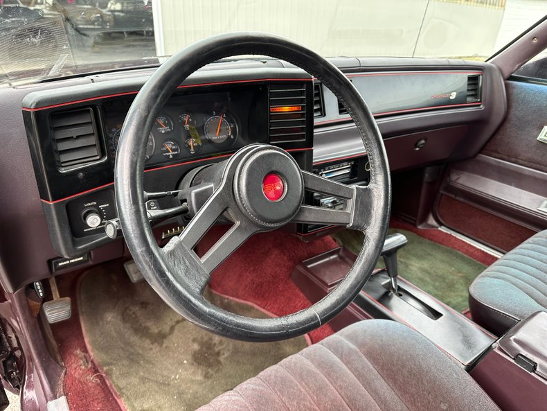 1987 Chevrolet Monte Carlo 33