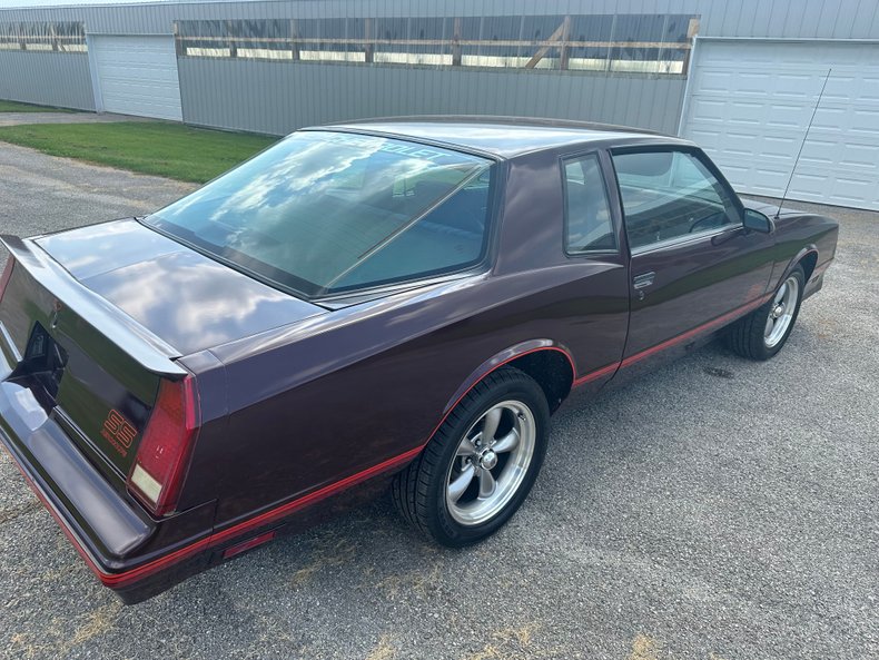 1987 Chevrolet Monte Carlo 10