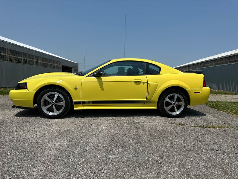 2003 Ford Mustang 1