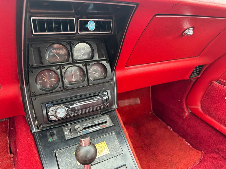1980 Chevrolet Corvette 26