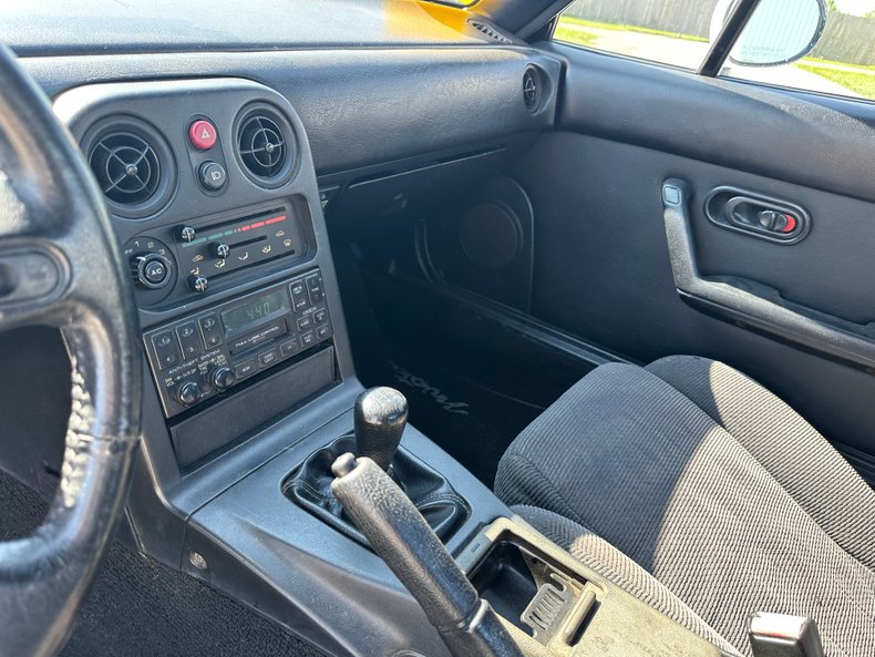1991 Mazda MX-5 Miata 21