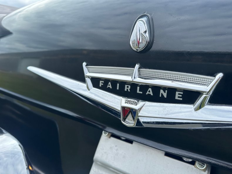 1957 Ford Fairlane 24