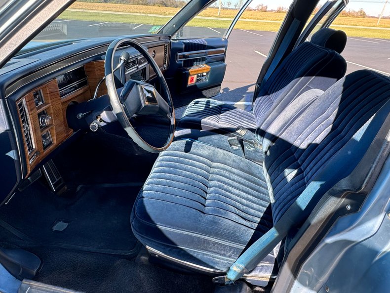 1981 Cadillac Sedan DeVille 45