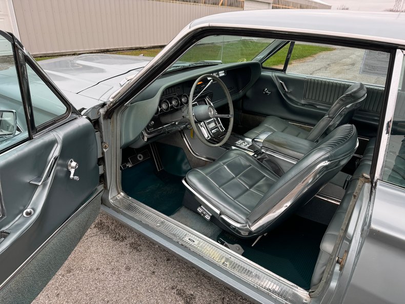 1966 Ford Thunderbird 3
