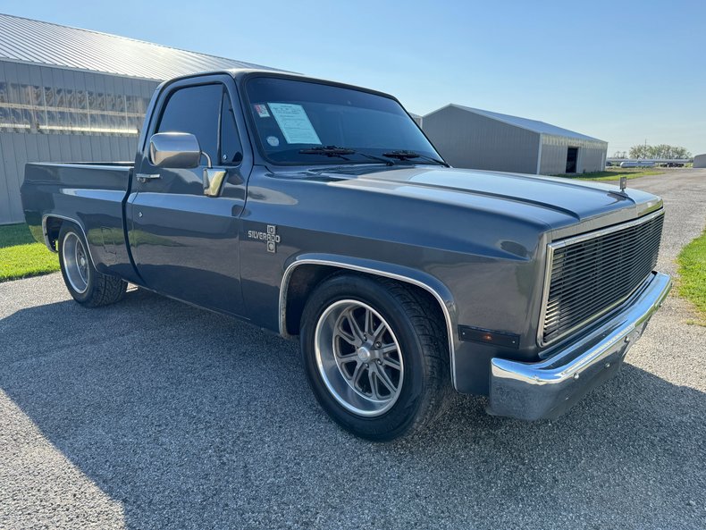 1987 Chevrolet 1/2 Ton 9