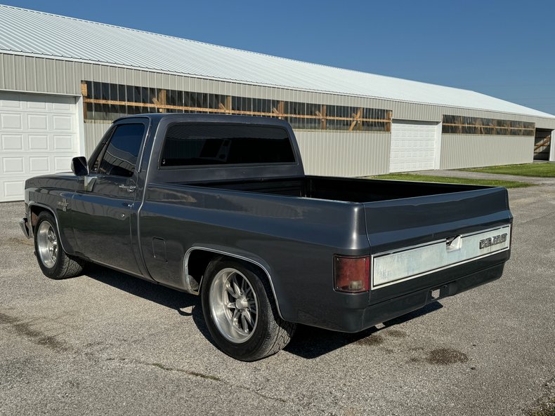 1987 Chevrolet 1/2 Ton 16