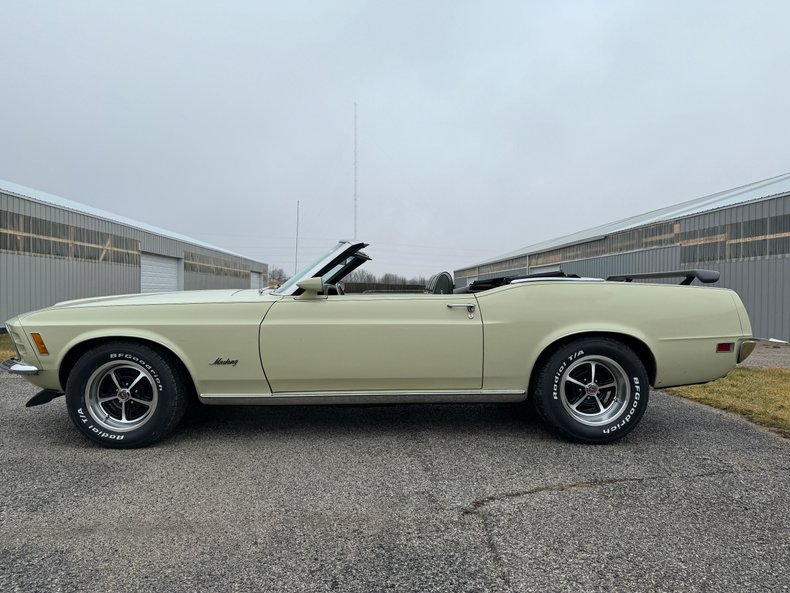 1970 Ford Mustang 4