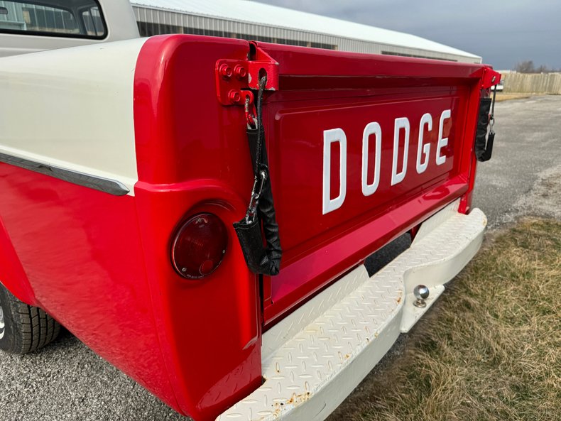 1960 Dodge D100 35