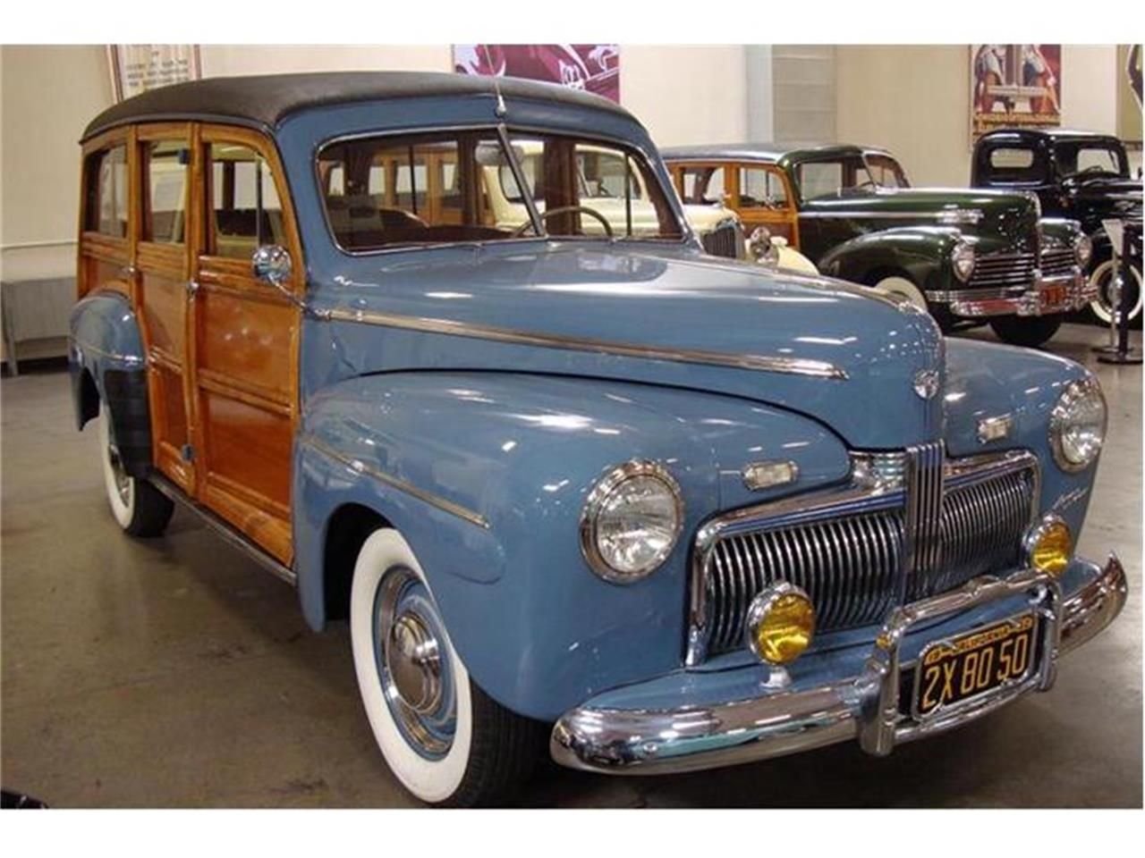 1942 Ford Super Deluxe