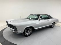 1965 buick riviera 425 coupe