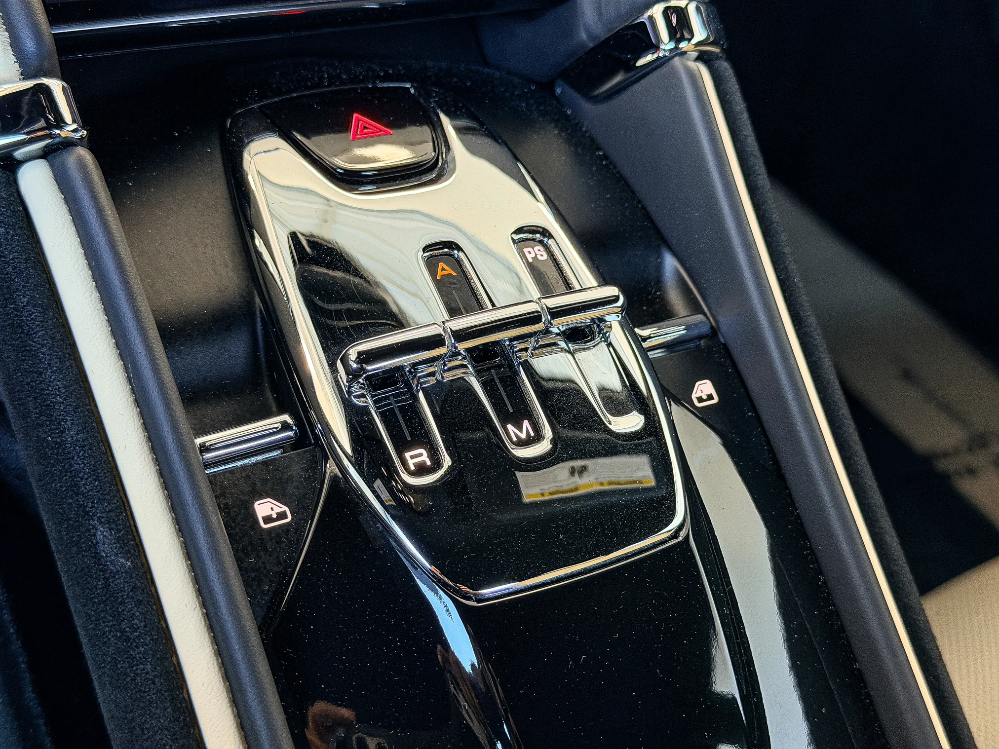 2024 Ferrari Roma Base - Photo 16