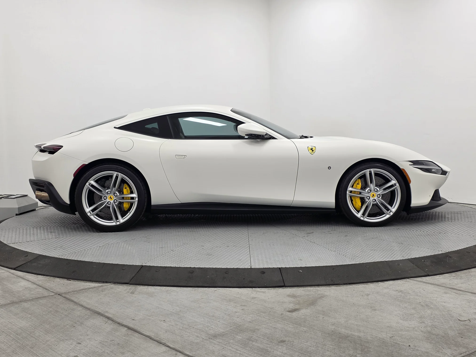 2024 Ferrari Roma Base - Photo 8