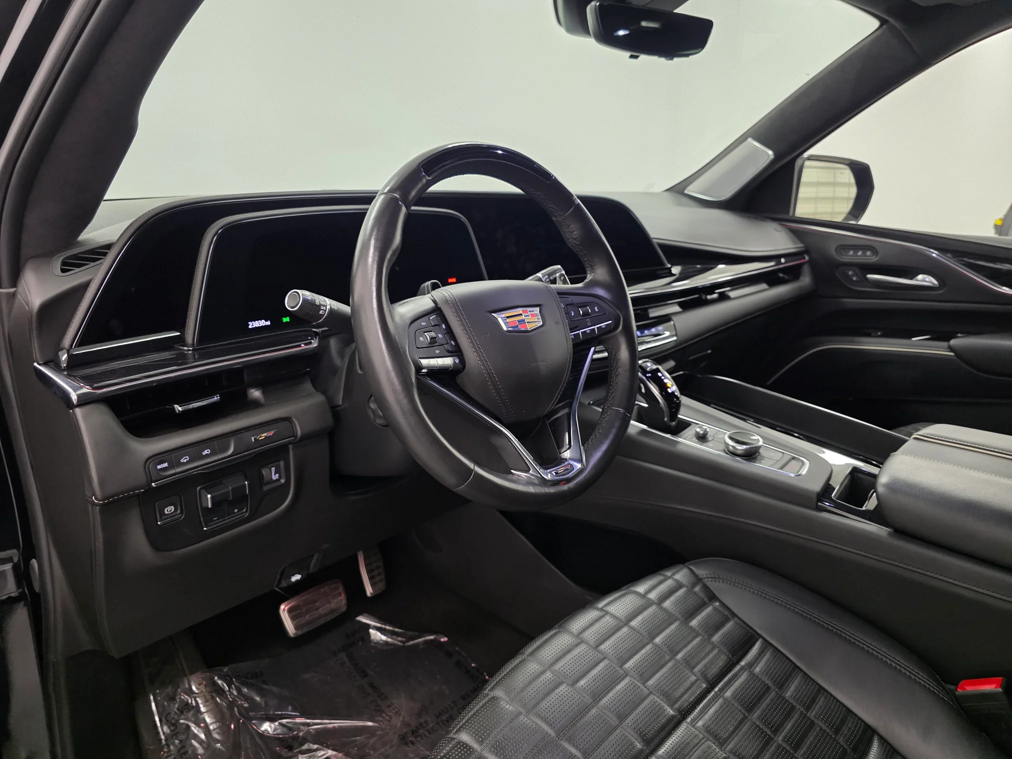 2024 Cadillac Escalade V-Series - Photo 22