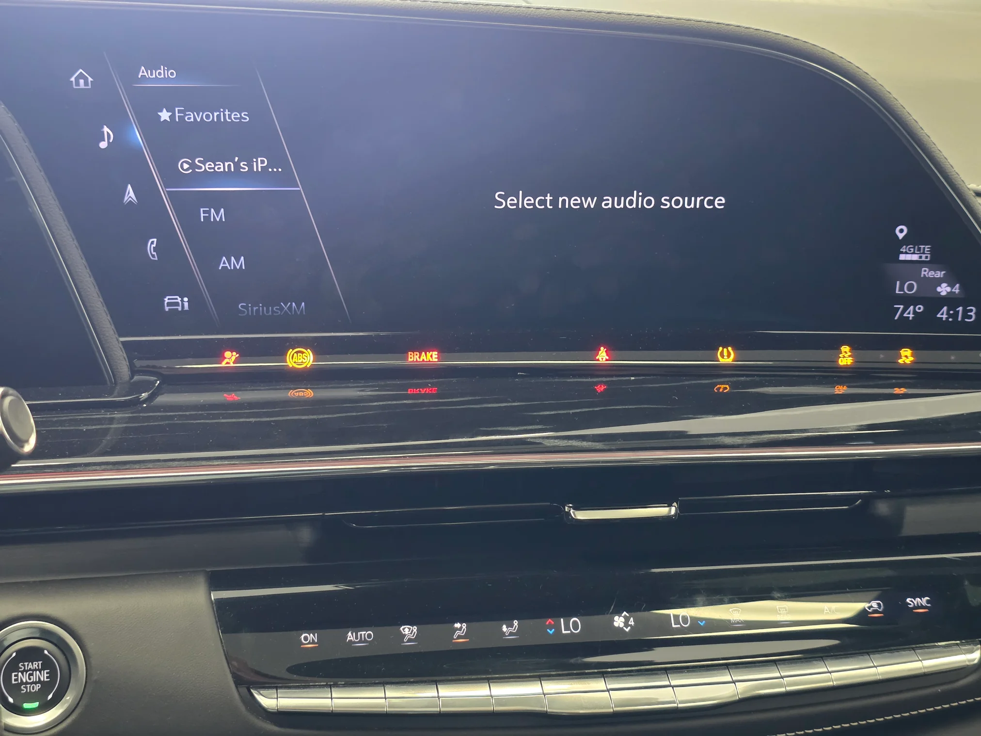 2024 Cadillac Escalade V-Series - Photo 28