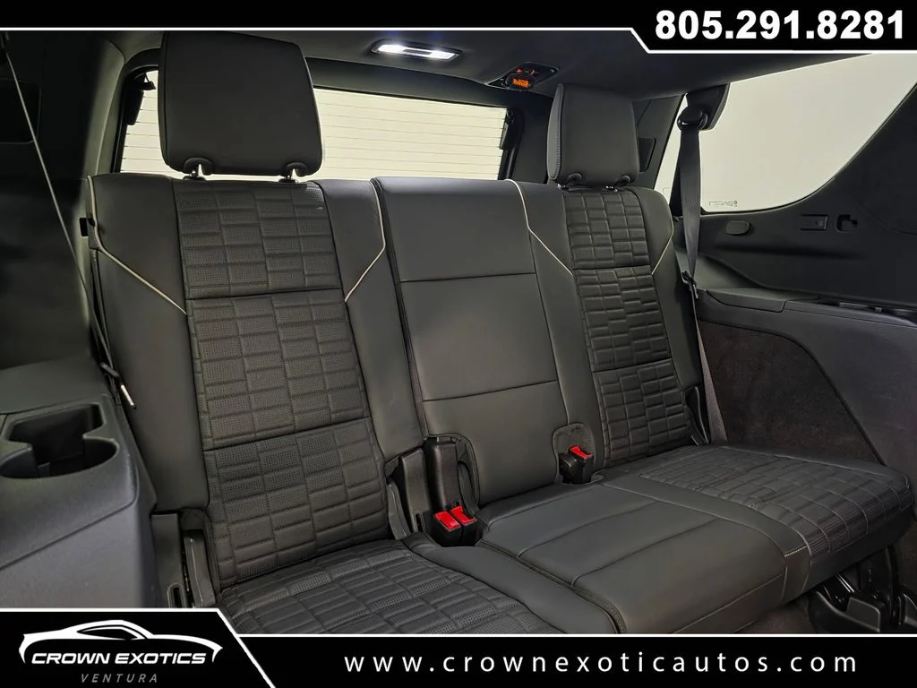 2024 Cadillac Escalade V-Series - Photo 46