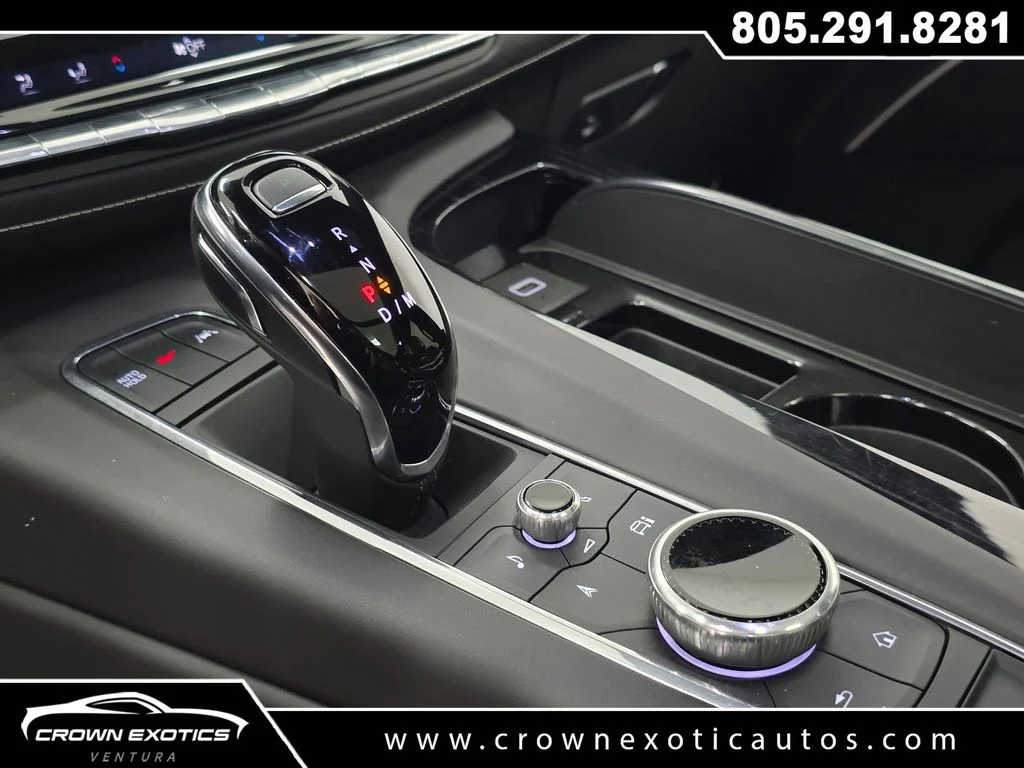 2024 Cadillac Escalade V-Series - Photo 63