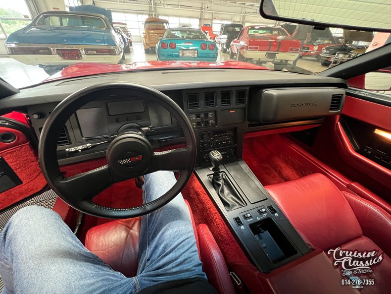 1984 Chevrolet Corvette 24