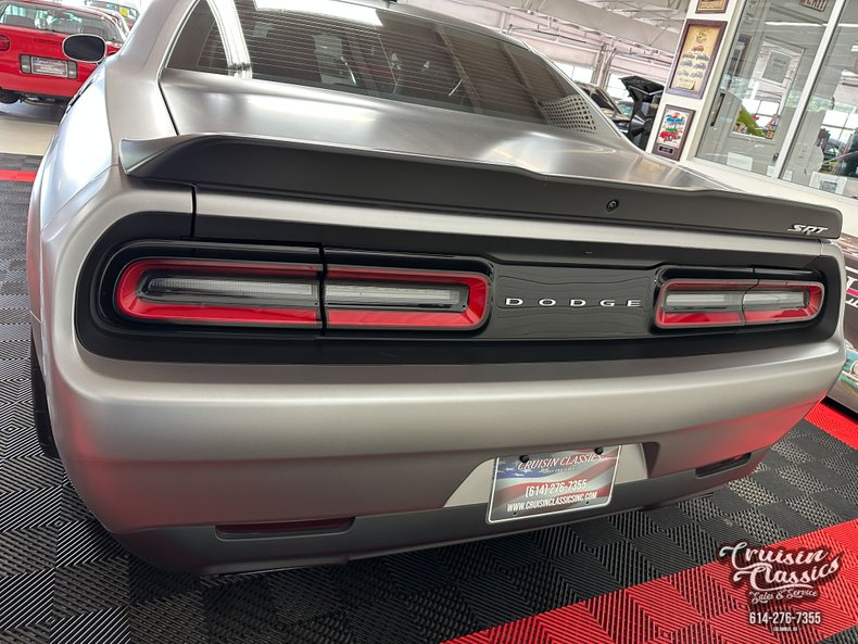 2018 Dodge Challenger 31