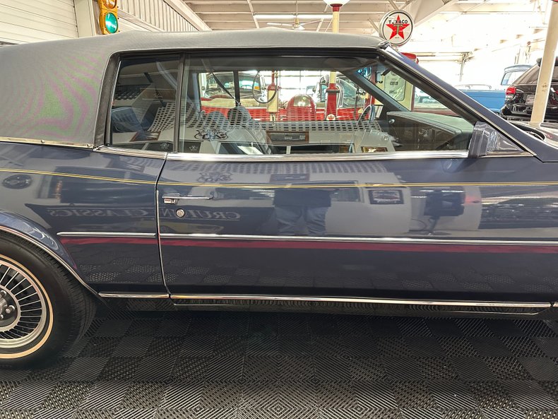 1983 Buick Riviera 10