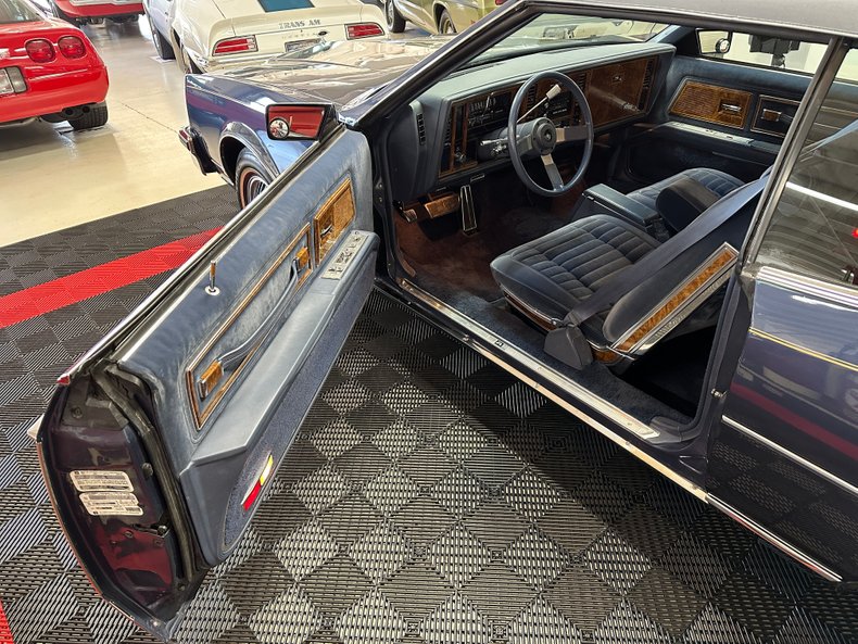 1983 Buick Riviera 31