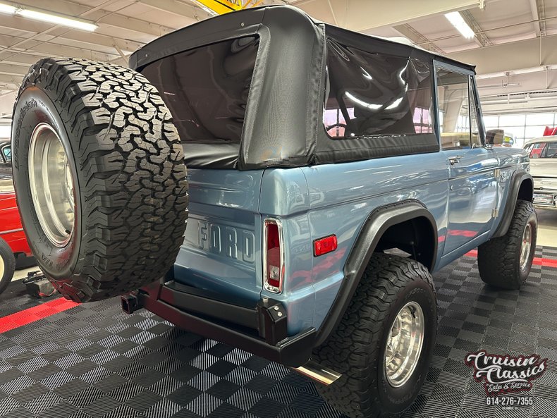 1971 Ford Bronco 18