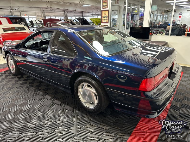 1989 Ford Thunderbird Super Coupe 17
