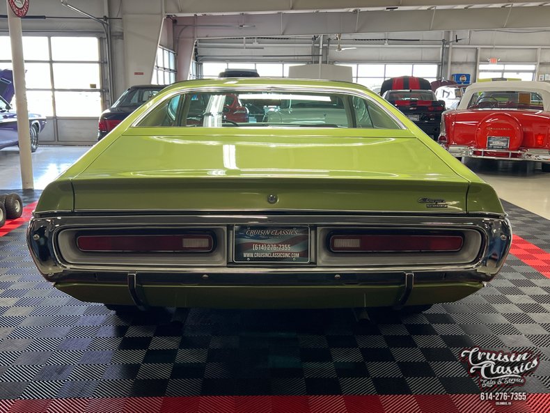 1972 Dodge Charger 36