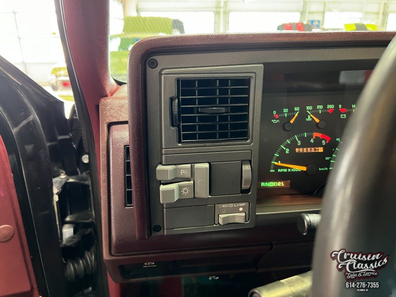 1993 Chevrolet C/K 1500 27