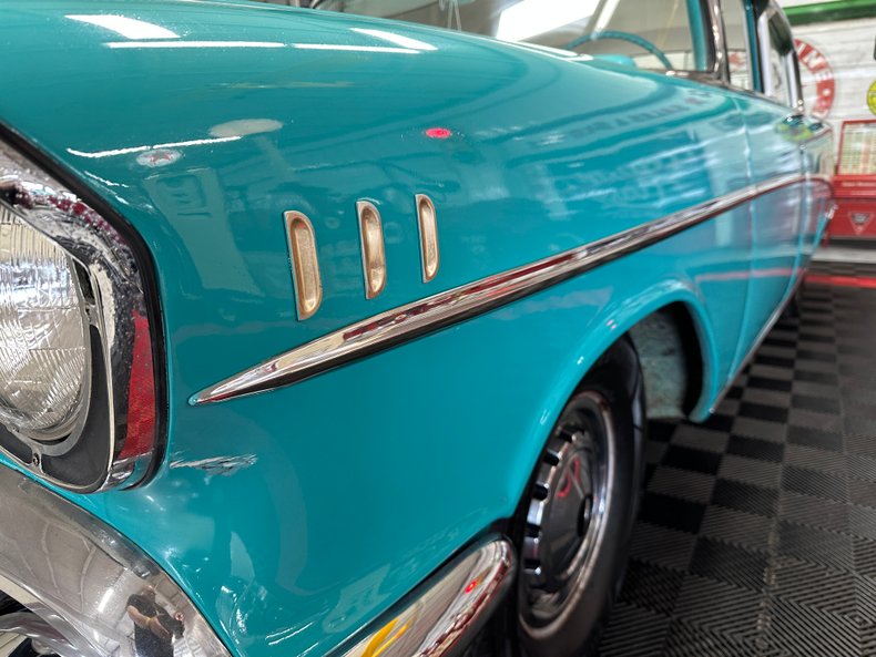 1957 Chevrolet Bel Air 19