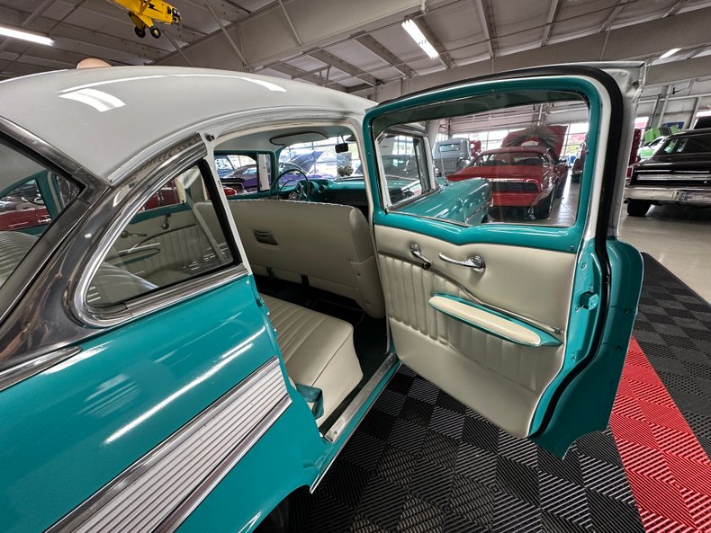 1957 Chevrolet Bel Air 64