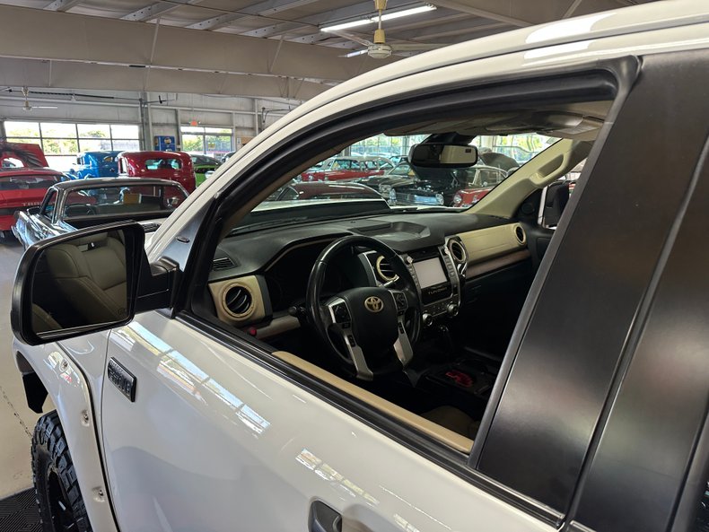 2018 Toyota Tundra 16