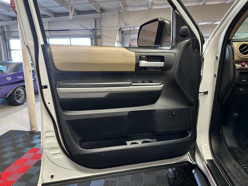 2018 Toyota Tundra 18