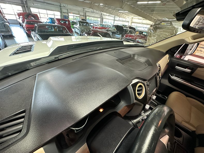 2018 Toyota Tundra 22