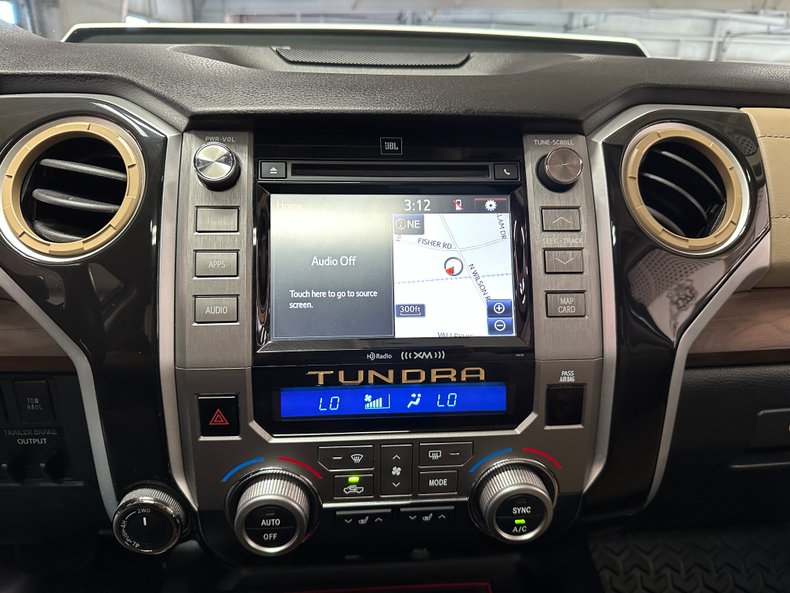 2018 Toyota Tundra 28