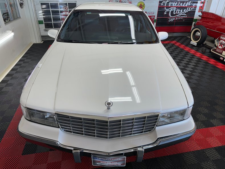 1995 Cadillac Fleetwood 4