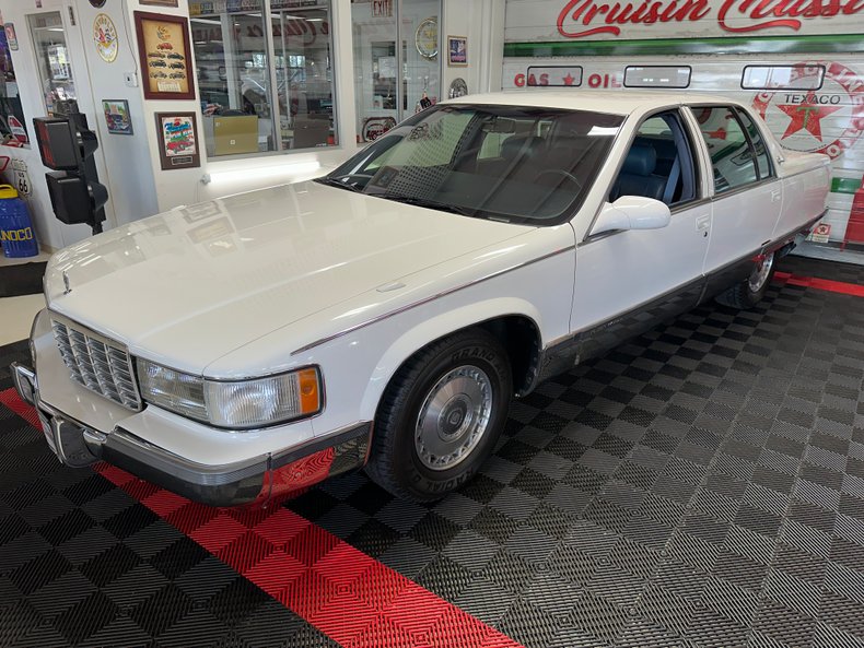 1995 Cadillac Fleetwood 7