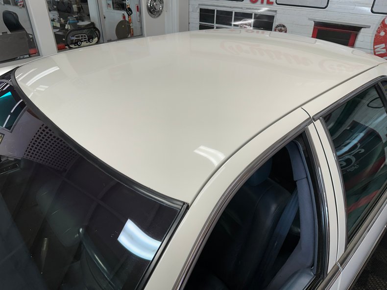 1995 Cadillac Fleetwood 11