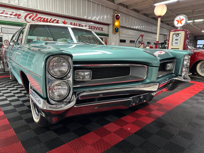 1966 Pontiac Catalina Wagon 5
