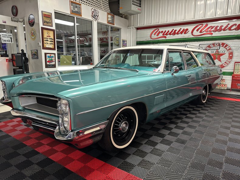 1966 Pontiac Catalina Wagon 10