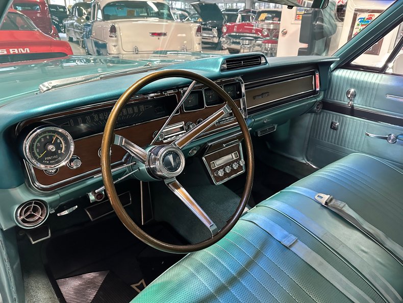 1966 Pontiac Catalina Wagon 18