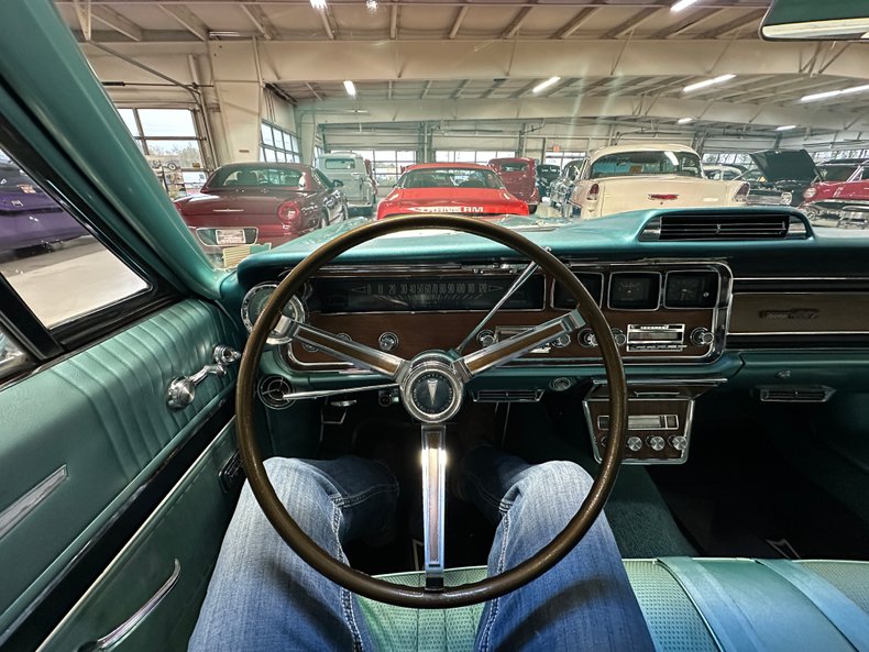 1966 Pontiac Catalina Wagon 22