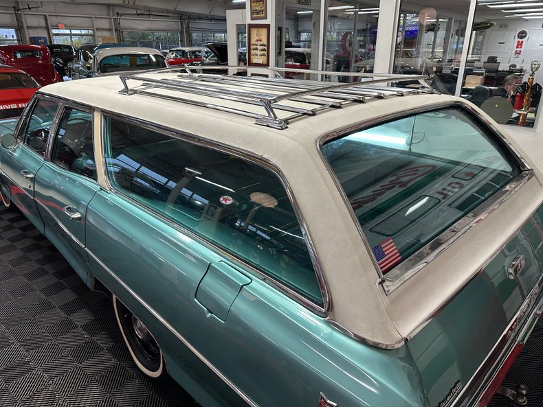 1966 Pontiac Catalina Wagon 37