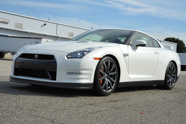 2013 Nissan GT-R